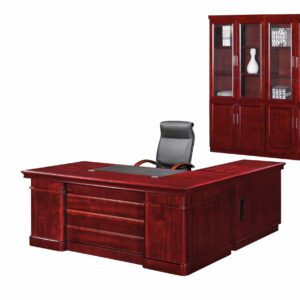 Executive desk with credenza and pedestal